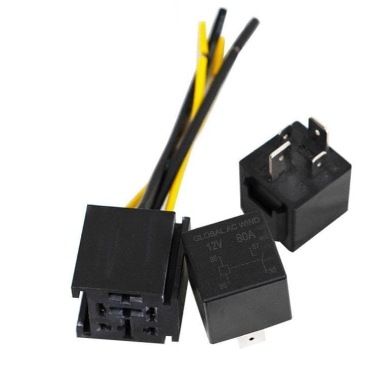  RELAY'S UNIVERSALES 4P 12V/80A C/Soquet SW5001